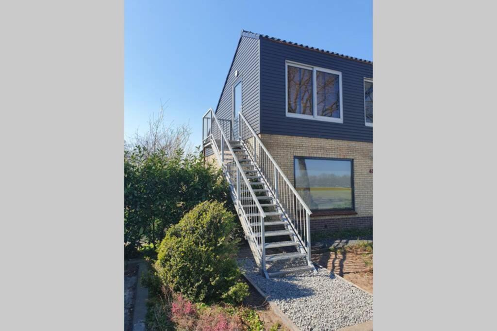 Vrijstaand / Landelijk Appartement Met Uitzicht! De Wijk Εξωτερικό φωτογραφία