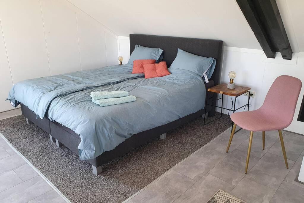 Vrijstaand / Landelijk Appartement Met Uitzicht! De Wijk Εξωτερικό φωτογραφία